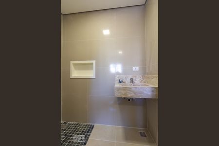 Casa à venda com 100m², 2 quartos e 4 vagasBanheiro Suíte 2