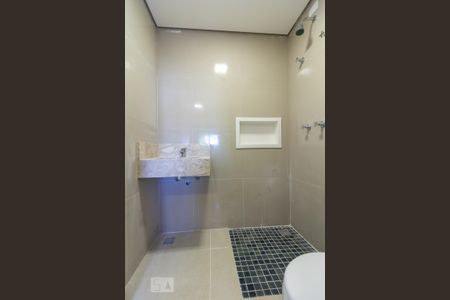 Banheiro da Suíte de casa à venda com 2 quartos, 100m² em Vila Lageado, São Paulo