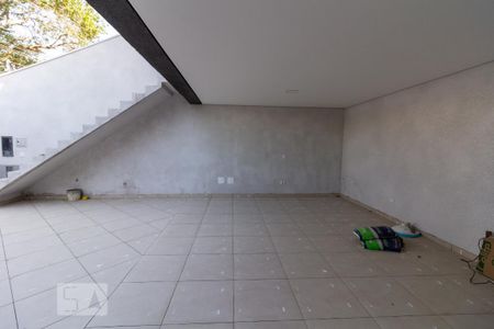 Garagem de casa à venda com 2 quartos, 100m² em Vila Lageado, São Paulo