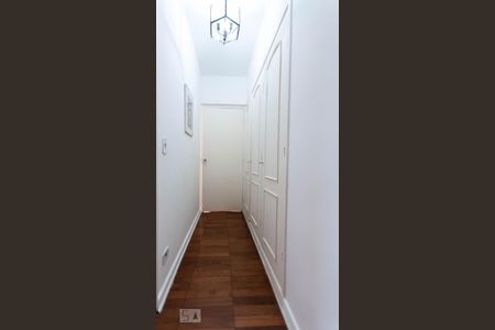 Apartamento à venda com 90m², 2 quartos e 1 vaga Apartamento à venda com 90m², 2 quartos e 1 vagaCorredor Quartos