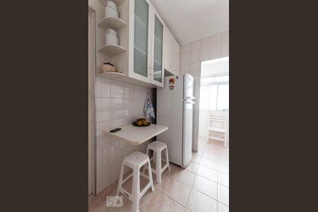 Apartamento à venda com 90m², 2 quartos e 1 vaga Apartamento à venda com 90m², 2 quartos e 1 vagaCozinha