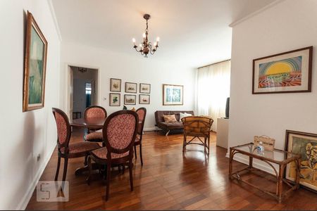 Apartamento à venda com 90m², 2 quartos e 1 vaga Apartamento à venda com 90m², 2 quartos e 1 vagaSala