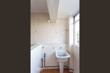 Apartamento para alugar com 65m², 2 quartos e 1 vagaÁrea de Serviço