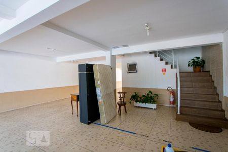 Garagem de apartamento para alugar com 2 quartos, 53m² em Jardim das Maravilhas, Santo André