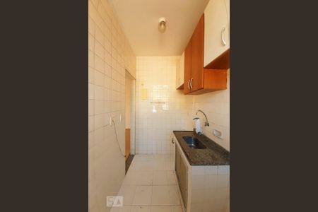 Apartamento à venda com 37m², 1 quarto e 1 vaga Apartamento à venda com 37m², 1 quarto e 1 vagaCozinha