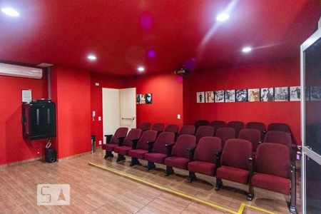 Apartamento à venda com 67m², 3 quartos e 1 vagaCine