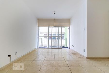 Sala de apartamento para alugar com 2 quartos, 80m² em Cambuí, Campinas