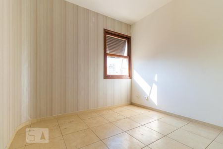 Quarto 1 de apartamento para alugar com 2 quartos, 80m² em Cambuí, Campinas