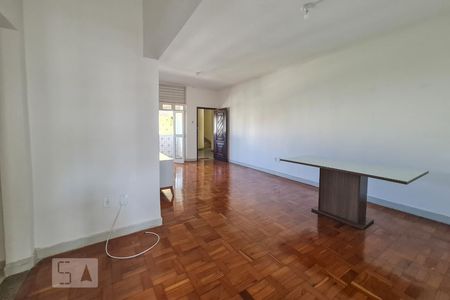 Apartamento para alugar com 162m², 3 quartos e 1 vagaSala
