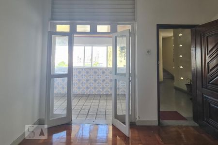 Apartamento para alugar com 162m², 3 quartos e 1 vagaSala