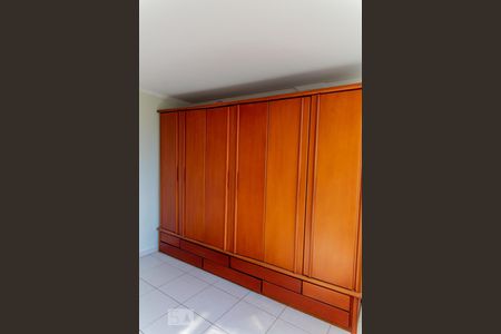 Apartamento para alugar com 90m², 2 quartos e 1 vaga Apartamento para alugar com 90m², 2 quartos e 1 vagaArmário