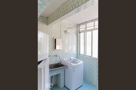 Apartamento para alugar com 90m², 2 quartos e 1 vaga Apartamento para alugar com 90m², 2 quartos e 1 vagaCozinha e Área de Serviço