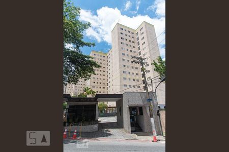 Apartamento para alugar com 64m², 3 quartos e 1 vagaFachada