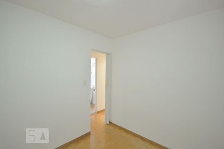 Quarto 2 de apartamento para alugar com 3 quartos, 64m² em Vila Moraes, São Paulo