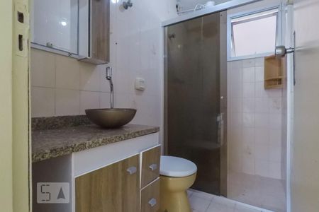 Banheiro de apartamento à venda com 3 quartos, 89m² em Vila Santo Estéfano, São Paulo
