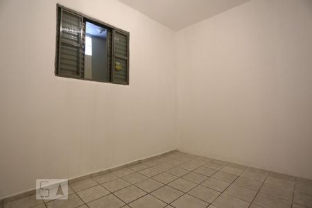 Dormitório de casa para alugar com 1 quarto, 70m² em Cipava, Osasco