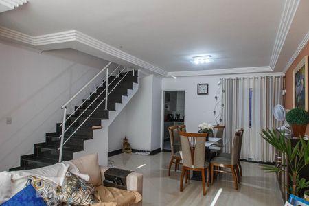 Sala de casa à venda com 3 quartos, 240m² em Chácara Santo Antônio (zona Leste), São Paulo