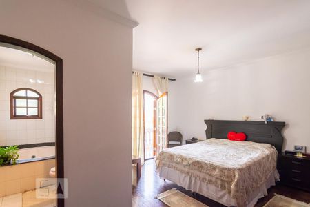 Suíte 1 de casa à venda com 3 quartos, 312m² em Vila Humaita, Santo André