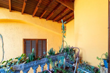 Casa à venda com 312m², 3 quartos e 5 vagasSacada Suíte 3