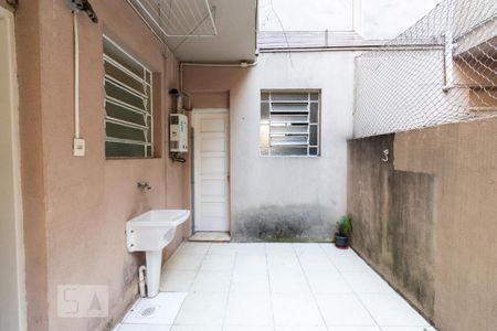 Área de serviço de apartamento para alugar com 1 quarto, 50m² em Cerqueira César, São Paulo