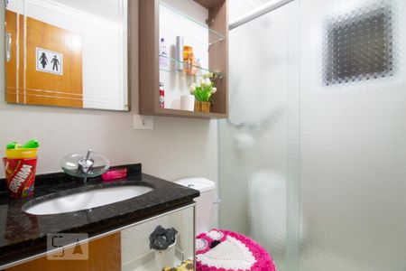 Apartamento à venda com 77m², 3 quartos e 2 vagasBanheiro
