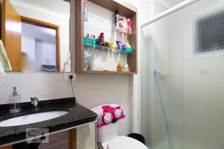 Apartamento à venda com 77m², 3 quartos e 2 vagasBanheiro da Suíte