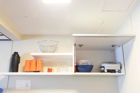 Studio para alugar com 40m², 1 quarto e 1 vaga Studio para alugar com 40m², 1 quarto e 1 vagaCozinha - Armários