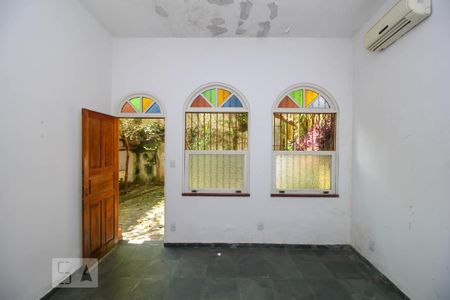 Casa à venda com 340m², 5 quartos e 4 vagasQuarto 5