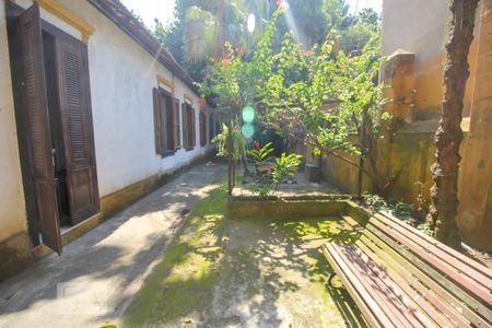 Casa à venda com 340m², 5 quartos e 4 vagasÁrea Externa