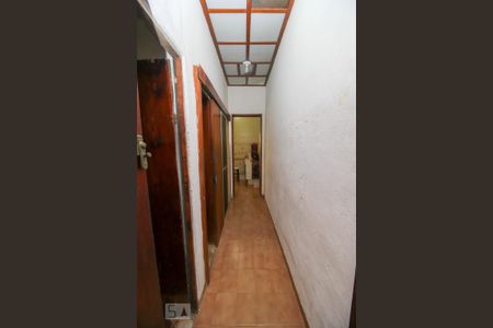 Casa à venda com 340m², 5 quartos e 4 vagasCorredor