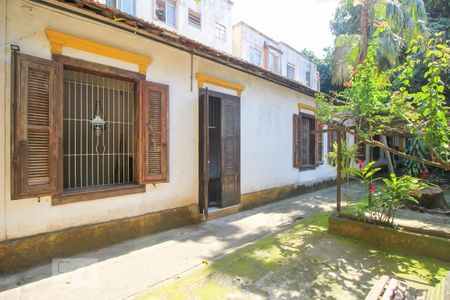 Casa à venda com 340m², 5 quartos e 4 vagasÁrea Externa