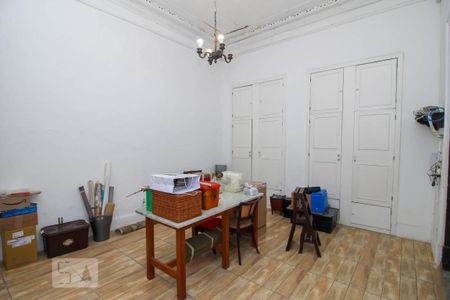 Casa à venda com 340m², 5 quartos e 4 vagasQuarto 4