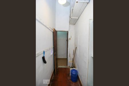 Casa à venda com 340m², 5 quartos e 4 vagasDespensa