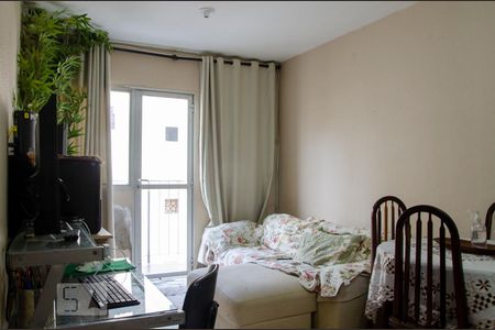 Sala de Apartamento com 2 quartos, 70m² Penha
