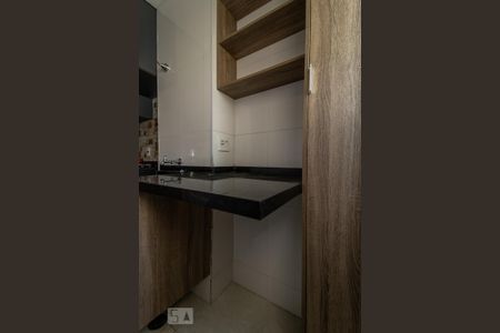 Apartamento para alugar com 51m², 2 quartos e 1 vaga Apartamento para alugar com 51m², 2 quartos e 1 vagaCozinha e Área de Serviço