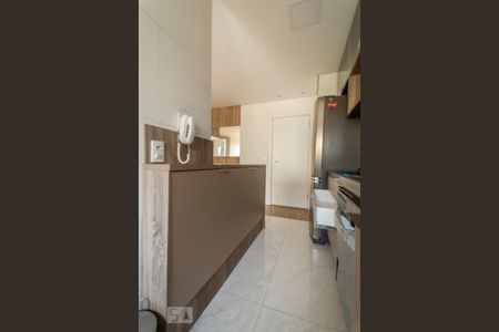 Apartamento para alugar com 51m², 2 quartos e 1 vaga Apartamento para alugar com 51m², 2 quartos e 1 vagaCozinha e Área de Serviço