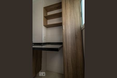 Apartamento para alugar com 51m², 2 quartos e 1 vaga Apartamento para alugar com 51m², 2 quartos e 1 vagaCozinha e Área de Serviço