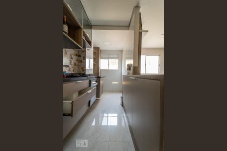 Apartamento para alugar com 51m², 2 quartos e 1 vaga Apartamento para alugar com 51m², 2 quartos e 1 vagaCozinha e Área de Serviço