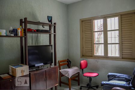 Casa à venda com 185m², 3 quartos e 2 vagasQuarto 2