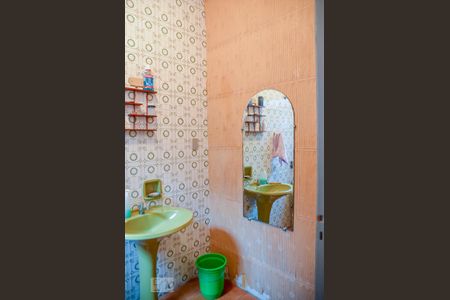 Casa à venda com 185m², 3 quartos e 2 vagasLavabo