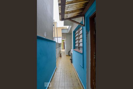 Casa à venda com 185m², 3 quartos e 2 vagasCorredor