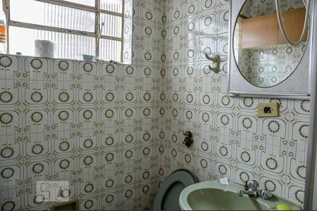 Banheiro da Suíte de casa à venda com 3 quartos, 185m² em Vila Marlene, São Bernardo do Campo