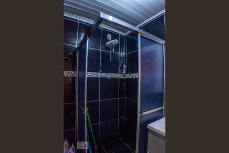 Casa à venda com 110m², 2 quartos e 2 vagas Casa à venda com 110m², 2 quartos e 2 vagasBanheiro