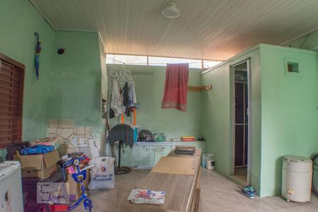 Casa à venda com 110m², 2 quartos e 2 vagas Casa à venda com 110m², 2 quartos e 2 vagasÁrea fundos