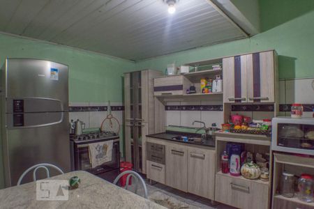 Casa à venda com 110m², 2 quartos e 2 vagas Casa à venda com 110m², 2 quartos e 2 vagasCozinha fundos