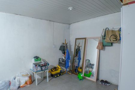 Casa à venda com 110m², 2 quartos e 2 vagas Casa à venda com 110m², 2 quartos e 2 vagasQuarto 1 fundos