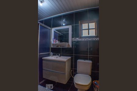 Casa à venda com 110m², 2 quartos e 2 vagas Casa à venda com 110m², 2 quartos e 2 vagasBanheiro