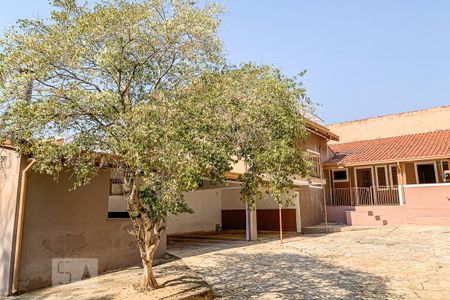 Casa à venda com 160m², 2 quartos e 3 vagasFachada