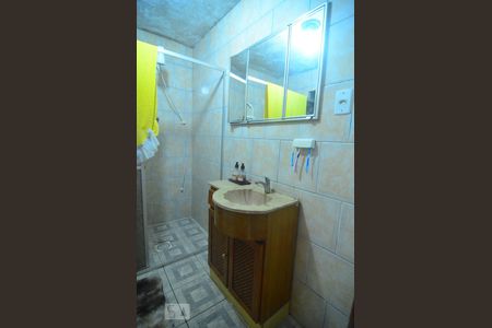 Casa à venda com 250m², 6 quartos e 3 vagasCasa 1 - Banheiro social