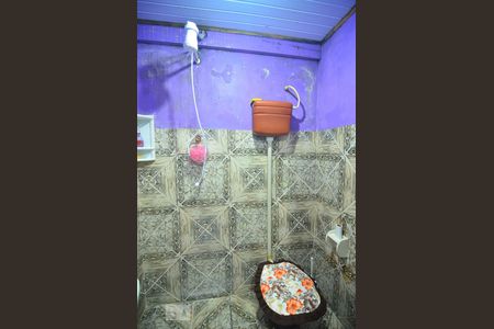 Casa à venda com 250m², 6 quartos e 3 vagasCasa 2 - Banheiro social